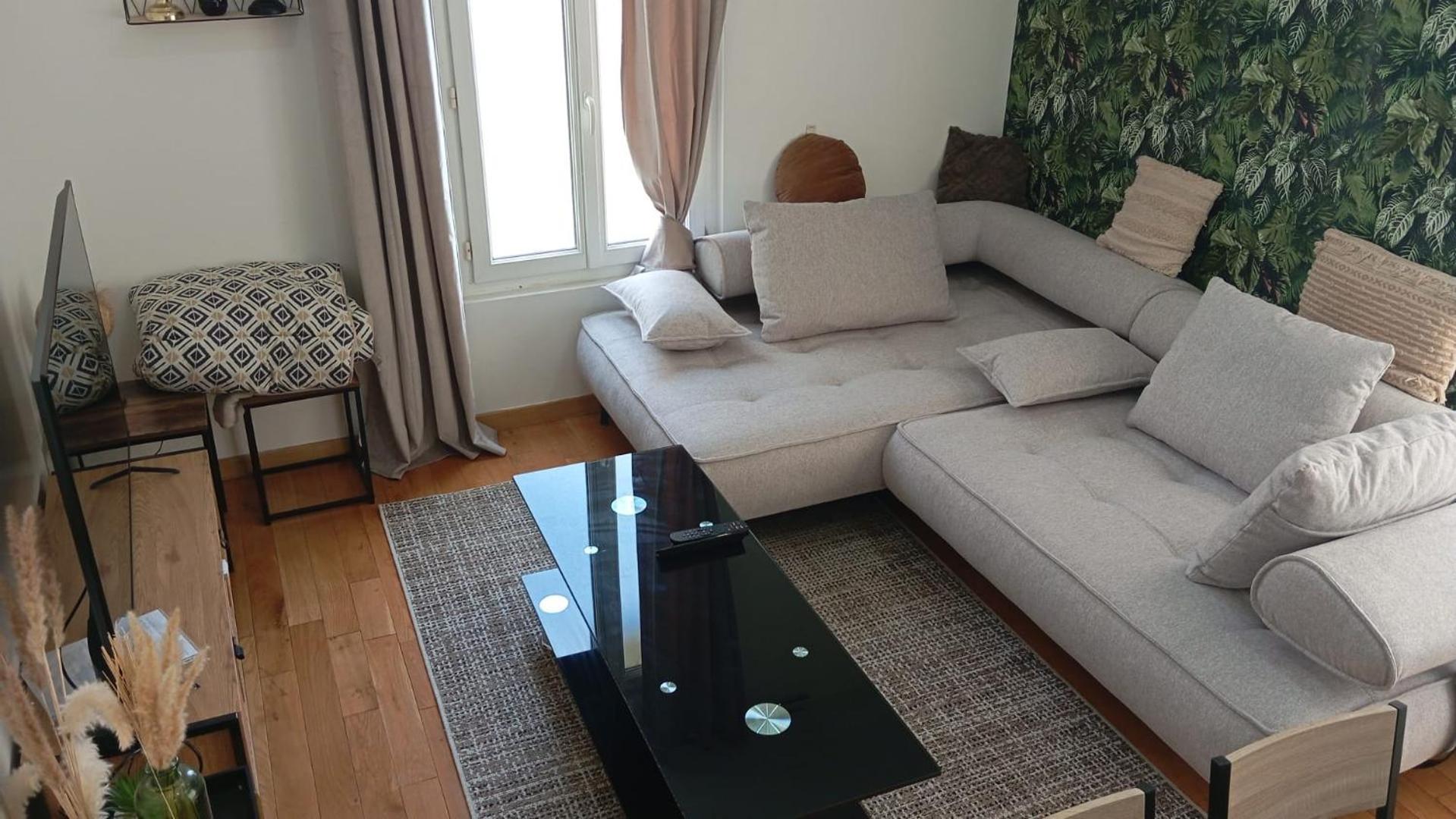 Joli Appartement De Vacances Écouen المظهر الخارجي الصورة