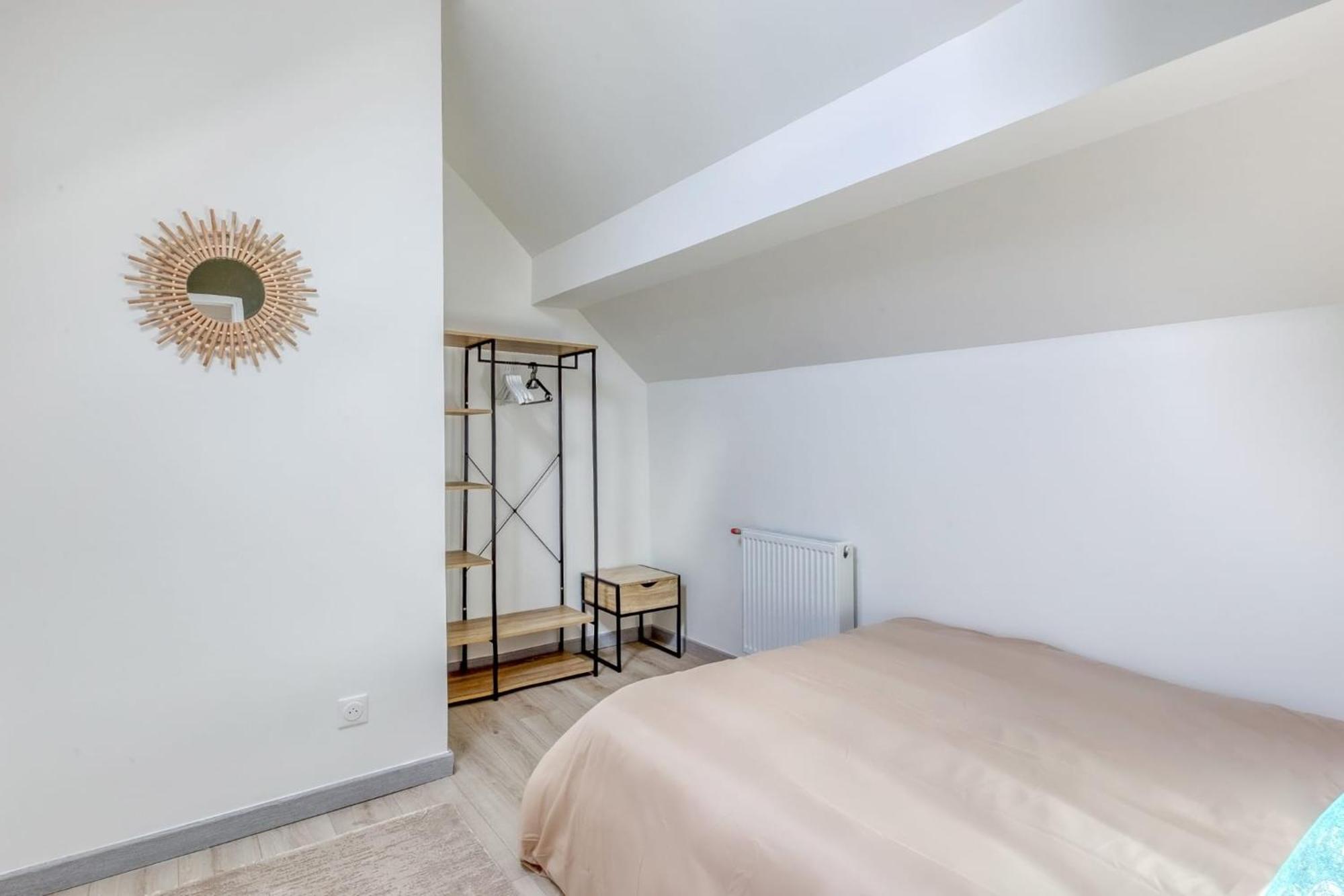 Joli Appartement De Vacances Écouen المظهر الخارجي الصورة